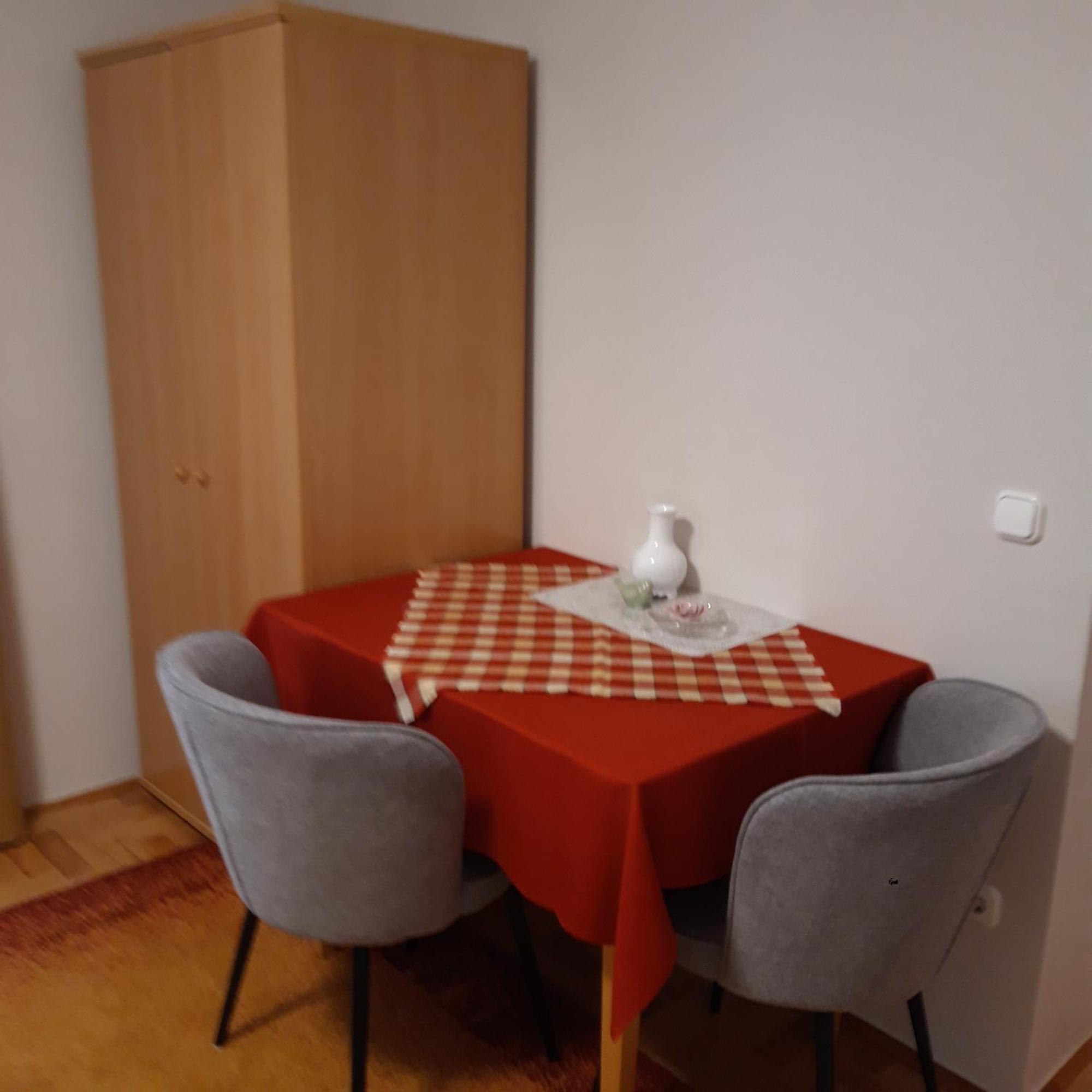 Anita Apartmanhaz Lägenhet Balatonfüred Exteriör bild