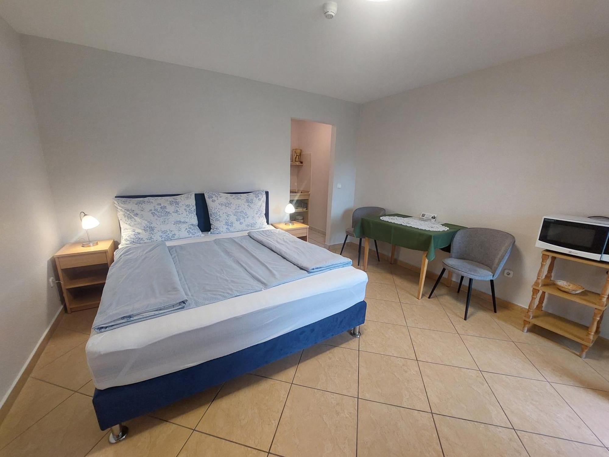 Anita Apartmanhaz Lägenhet Balatonfüred Exteriör bild