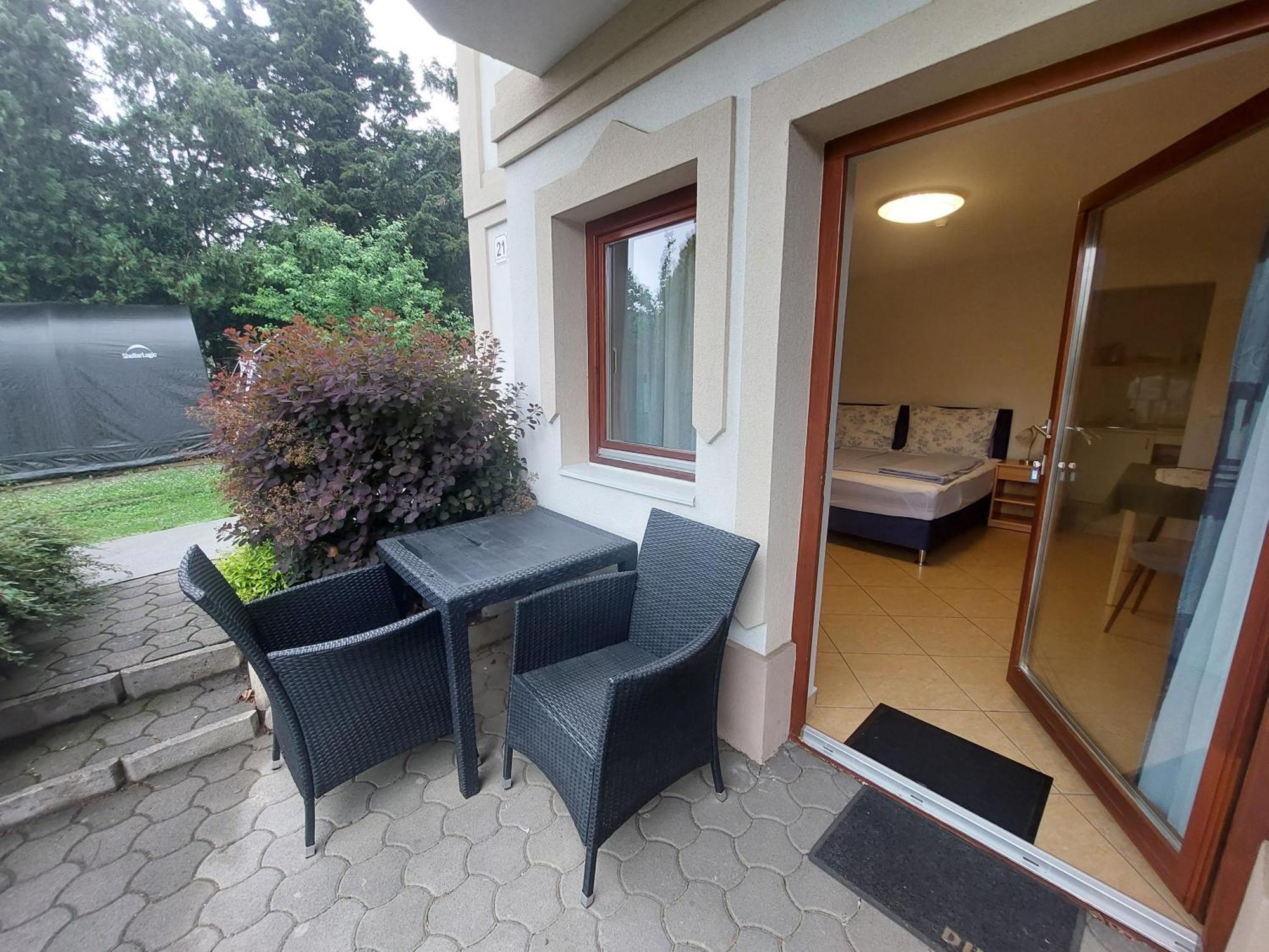Anita Apartmanhaz Lägenhet Balatonfüred Exteriör bild