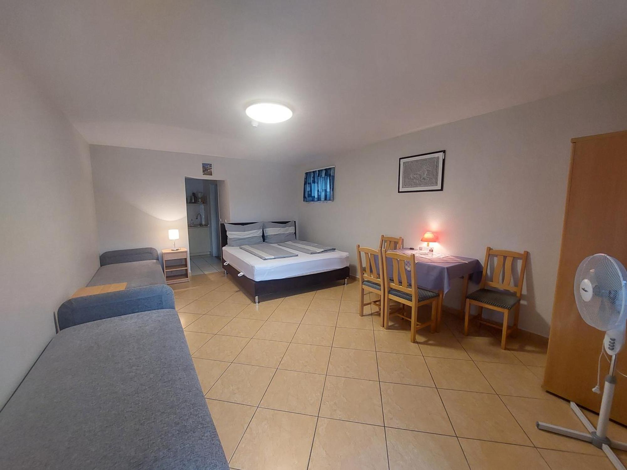 Anita Apartmanhaz Lägenhet Balatonfüred Exteriör bild