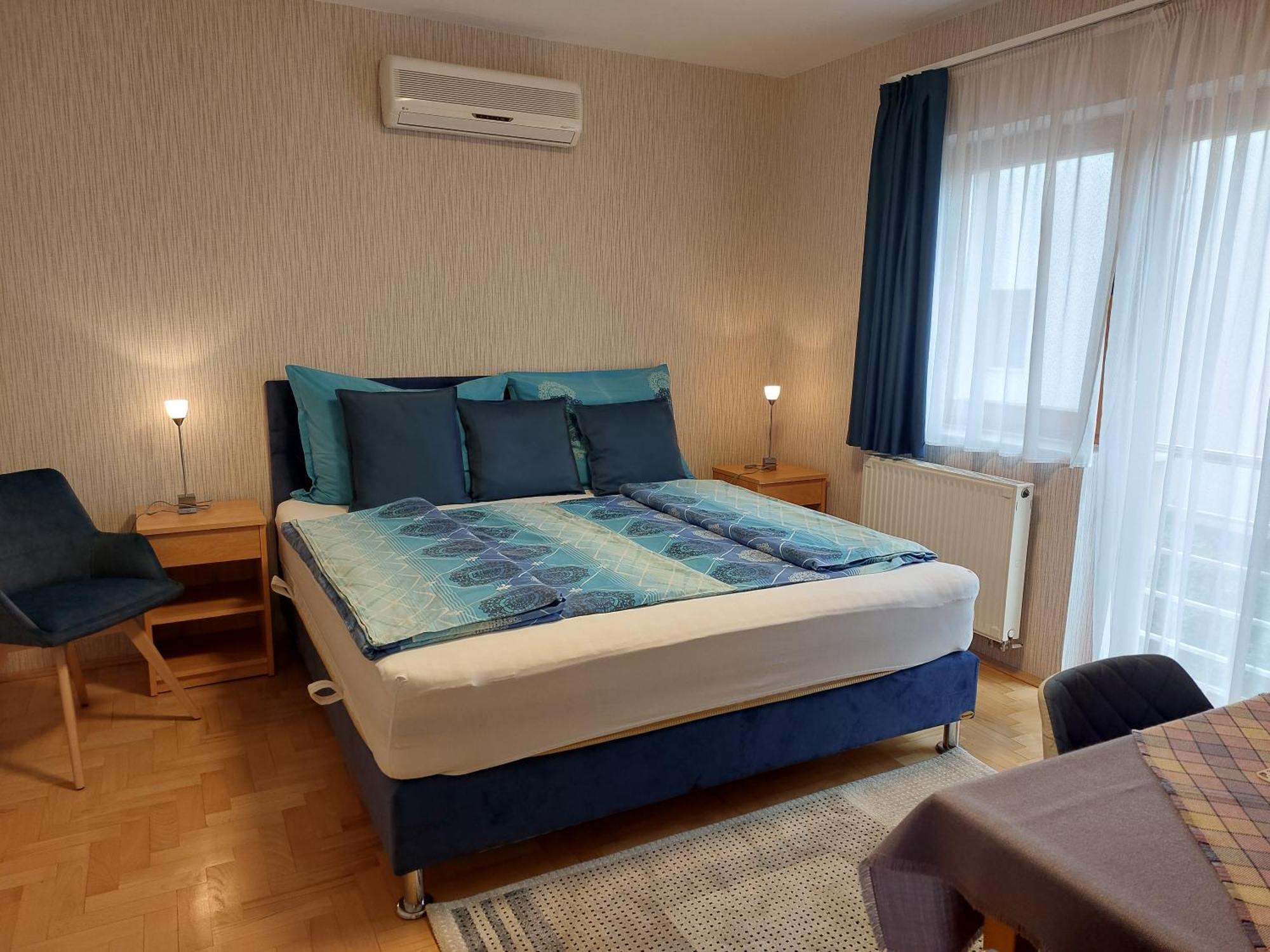 Anita Apartmanhaz Lägenhet Balatonfüred Exteriör bild