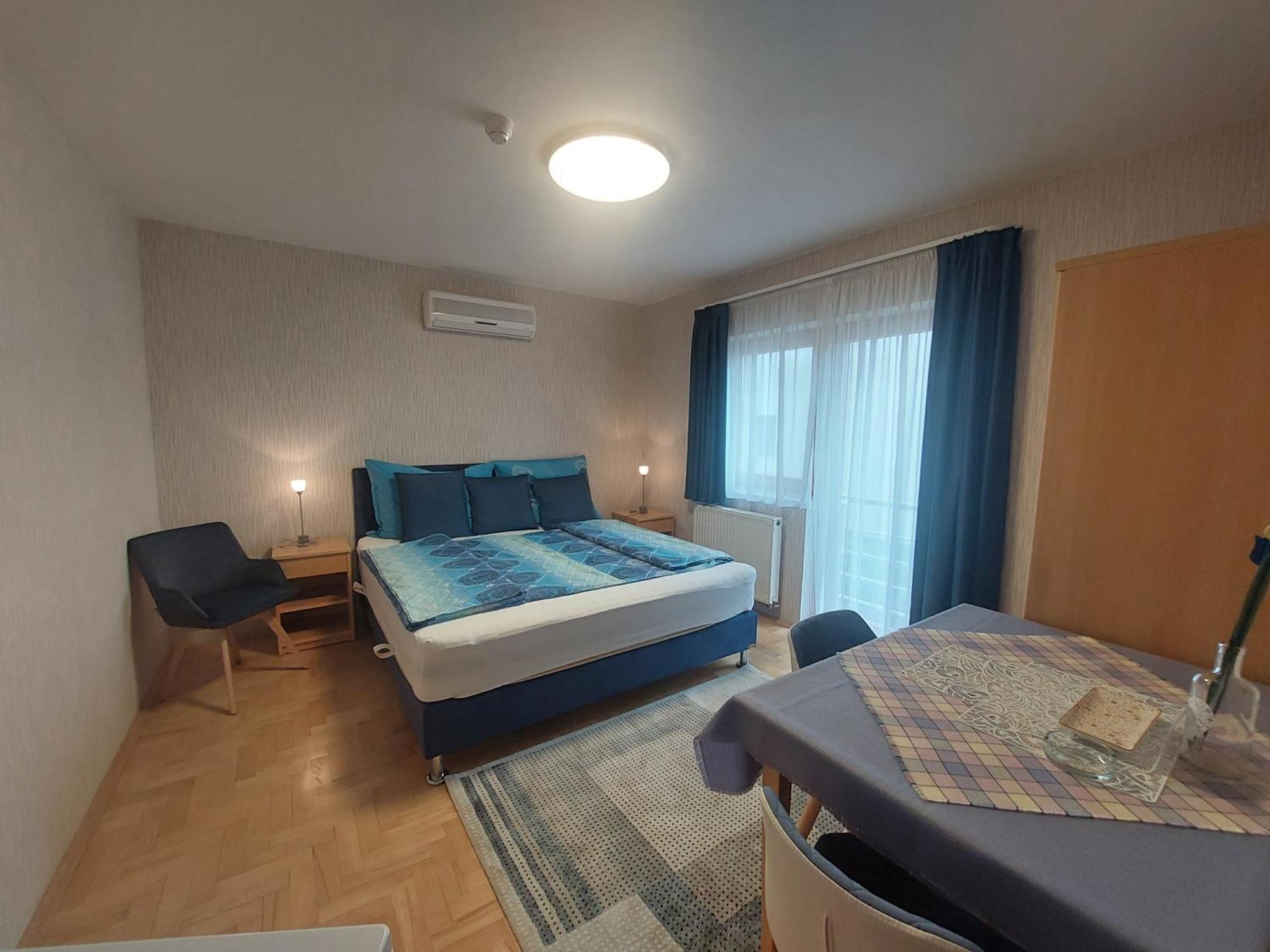 Anita Apartmanhaz Lägenhet Balatonfüred Exteriör bild